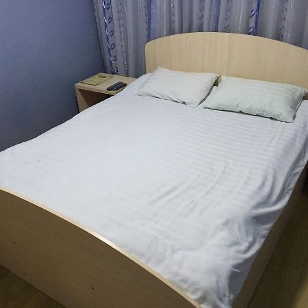 Hostel Ekonom Karaganda Exterior photo