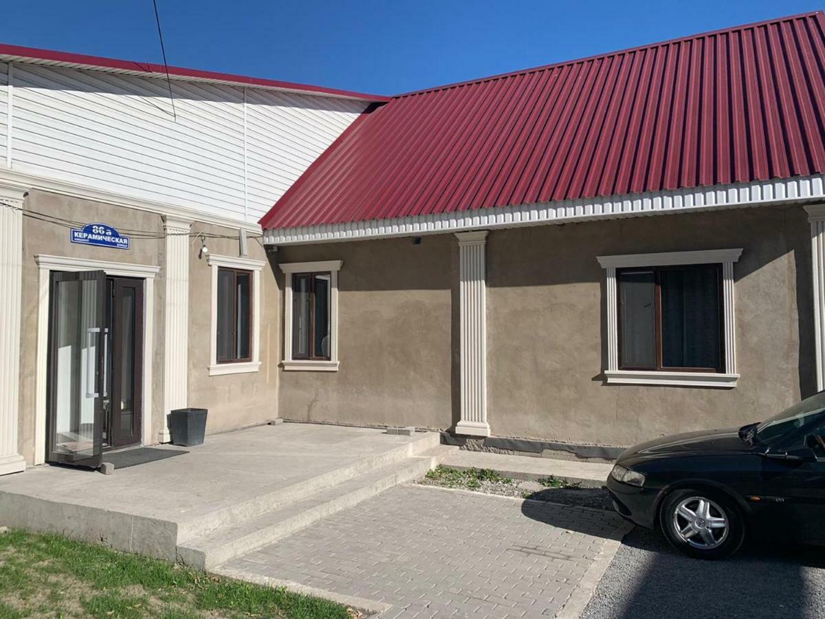 Hostel Ekonom Karaganda Exterior photo